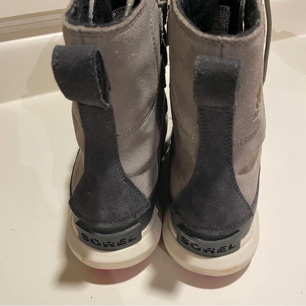 Sorel Explorer II Joan Waterproof Boot 9.5 Grey/Green - Picture 12 of 14